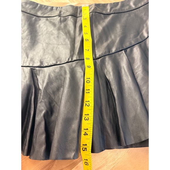 Y2K Black Faux Leather Ruffle Skirt Mini Flirty Flounce Skater Skirt Moto Grunge - Picture 3 of 5